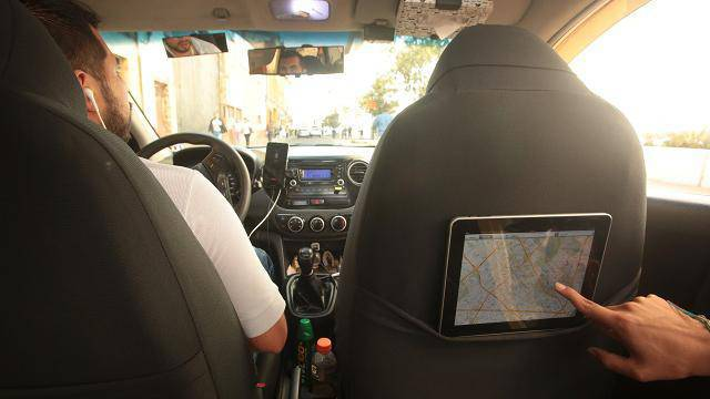 Taxis cobrarão via plataformas tecnológicas