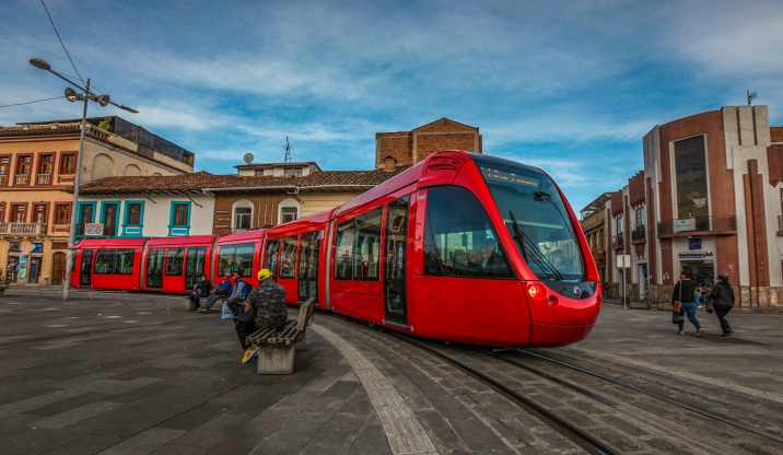Disfrute de diez fotos del Tranvía de Cuenca