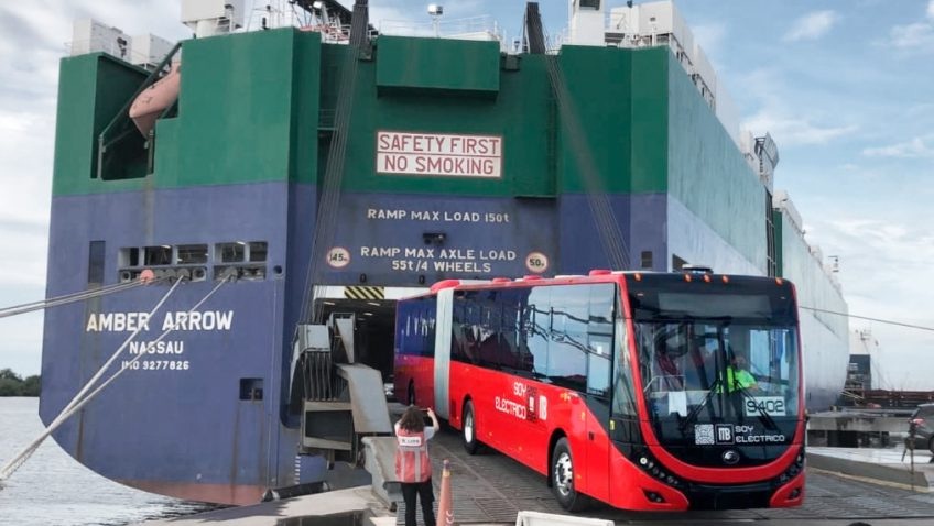 A frota de ônibus elétricos da América Latina e Caribe cresce com a incorporação de nove veículos articulados de 18 metros pela Cidade do México