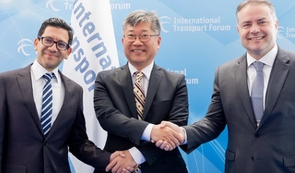 En la cumbre de la ciudad alemana de Leipzig, Brasil y Costa Rica fueron aprobados el 25 de mayo como 65º y 66º países miembros del International Transport Forum (Foro Internacional del Transporte, ITF). Chile asumirá en 2024 la presidencia de ese organismo