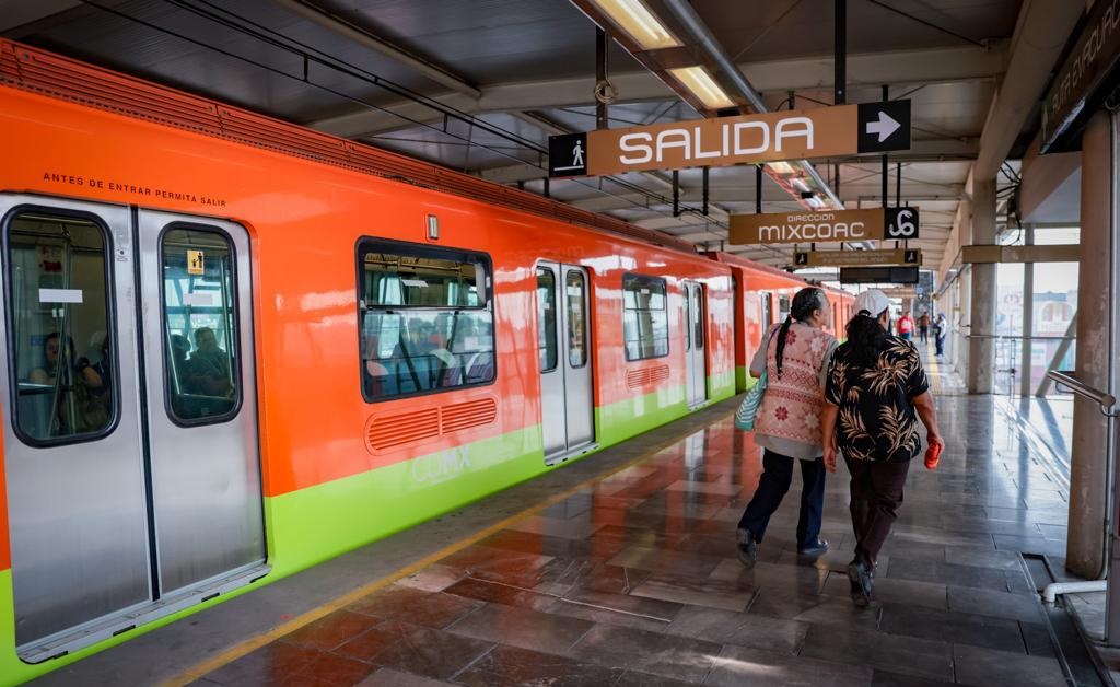 Retomaram as operações  cinco estações na seção elevada da Linha 12 do Metrô na Cidade do México